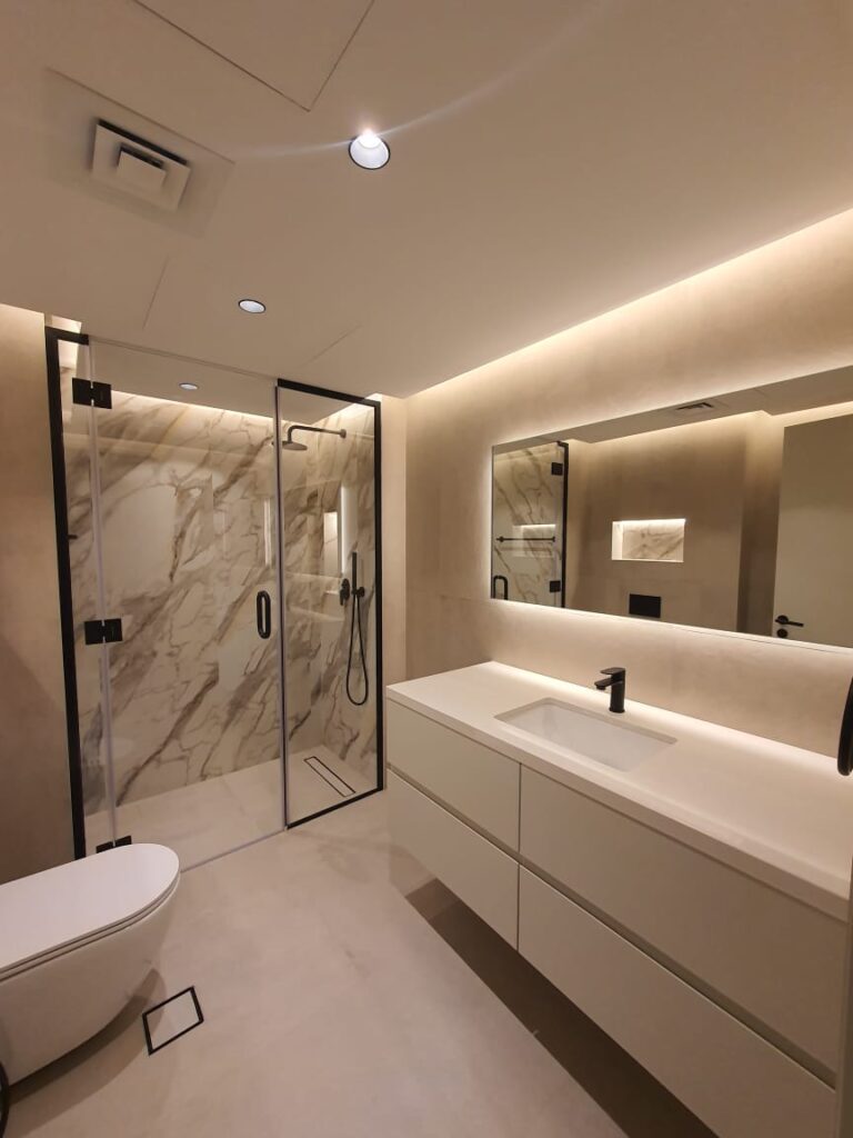 Shower Glass Partitions in Dubai